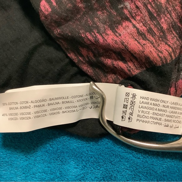 Desigual NEW & GOOD Multicolored Abstract Thin Sweater Top - Picture 7 of 8